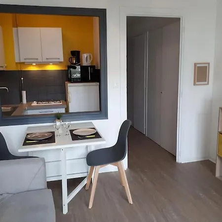Apartmán Joli Au Centre Aix-les-Bains